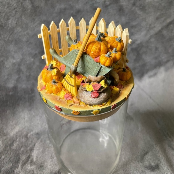 Pumpkin Patch Candle Topper 🎃 - Picture 2 of 6